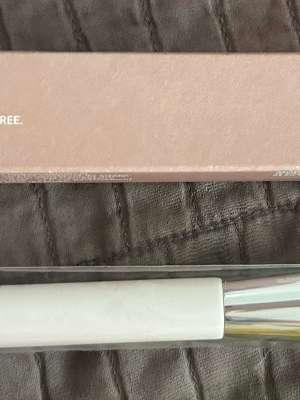 ILIA Makeup Brush
